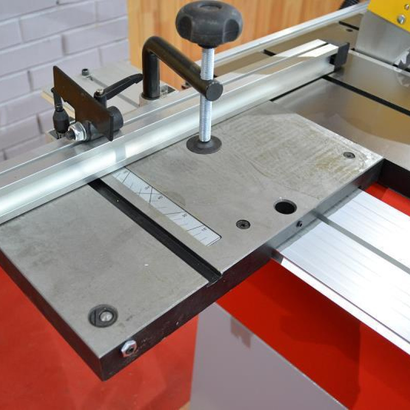Циркулярна пила Holzmann TS 250 Циркулярна пила Holzmann TS 250