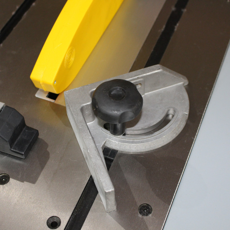 Циркулярна пила Holzmann TS 200 Циркулярна пила Holzmann TS 200