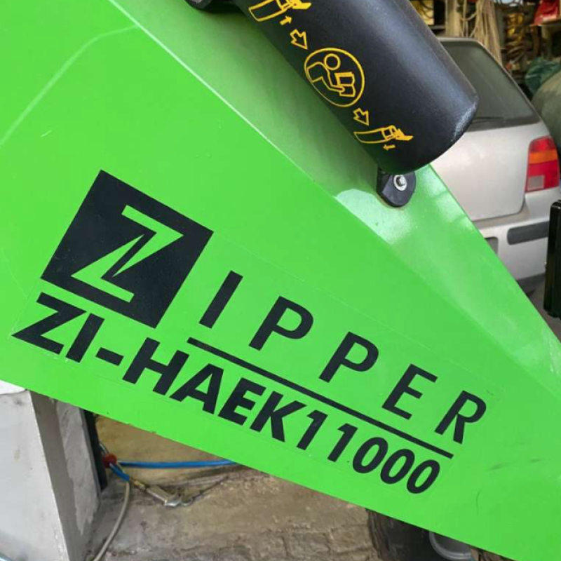 Садовий подрібнювач Zipper ZI-HAEK11000 Садовий подрібнювач Zipper ZI-HAEK11000