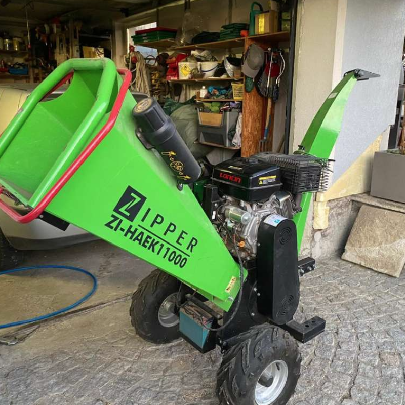 Садовий подрібнювач Zipper ZI-HAEK11000 Садовий подрібнювач Zipper ZI-HAEK11000