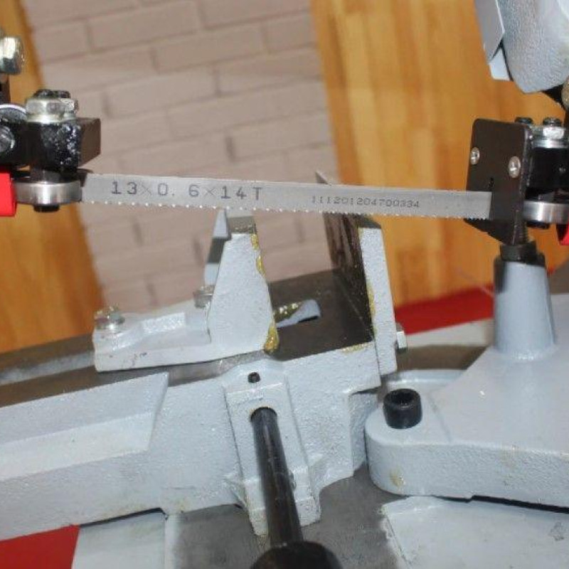 Стрічкова пила по металу Holzmann BS 128HDR 230 В Стрічкова пила по металу Holzmann BS 128HDR 230 В