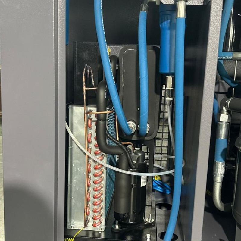 Гвинтовий компресор 16 Бар Mast LZN20-16VSD COMBO inverter (осушувач + ресивер 500 л) Гвинтовий компресор 16 Бар Mast LZN20-16VSD COMBO inverter (осушувач + ресивер 500 л)