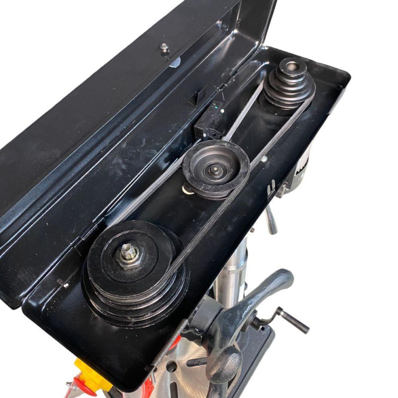 Свердлильний верстат по металу MAST Metalltechnik M-SV1520P 400V Свердлильний верстат по металу MAST Metalltechnik M-SV1520P 400V