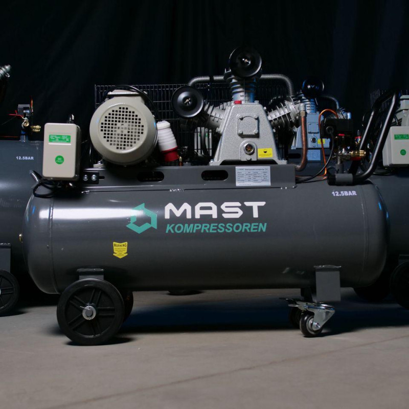 Поршневий компресор MAST TA65/100L 400V 12.5BAR Поршневий компресор MAST TA65/100L 400V 12.5BAR