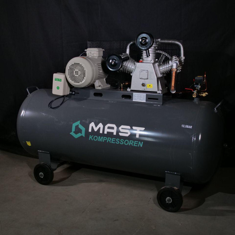 Поршневий компресор MAST TA90/500L 400V 12.5BAR Поршневий компресор MAST TA90/500L 400V 12.5BAR