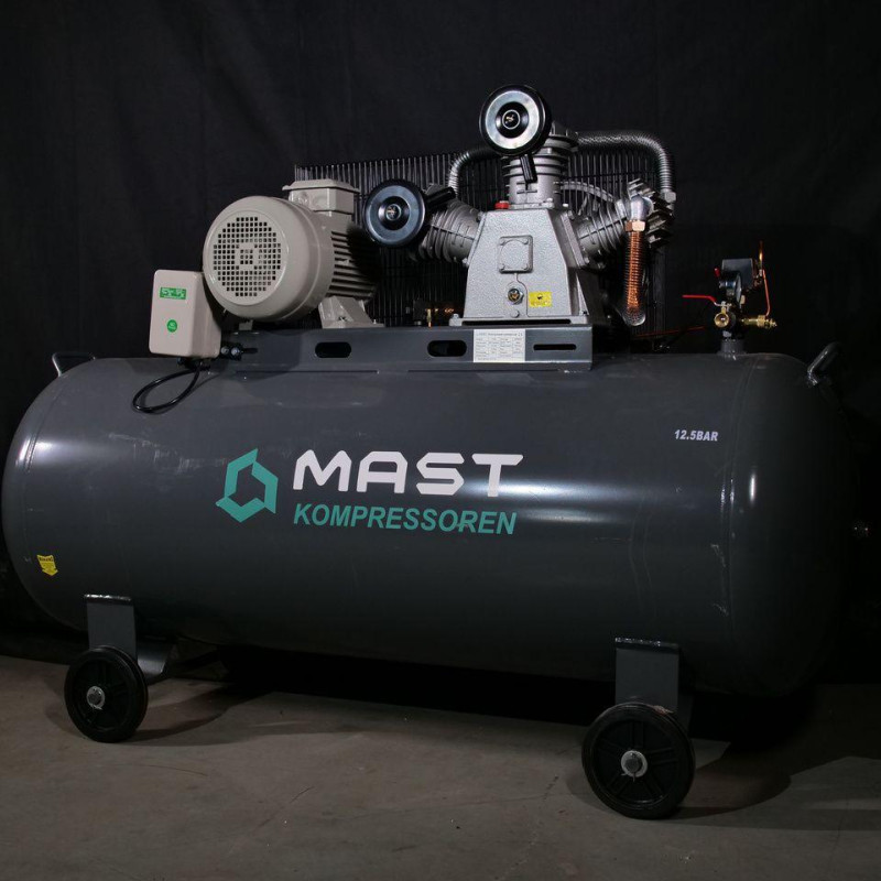 Поршневий компресор MAST TA90/500L 400V 12.5BAR Поршневий компресор MAST TA90/500L 400V 12.5BAR