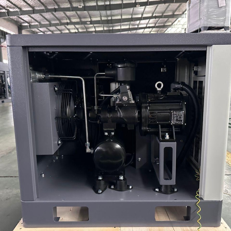 Гвинтовий компресор Mast SH-5 (220V) Inverter (двигун на постійних магнітах) Гвинтовий компресор Mast SH-5 (220V) Inverter (двигун на постійних магнітах)