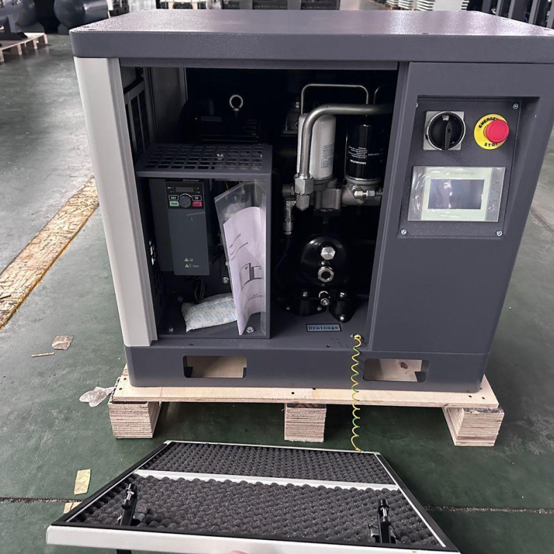 Гвинтовий компресор Mast SH-5 (220V) Inverter (двигун на постійних магнітах) Гвинтовий компресор Mast SH-5 (220V) Inverter (двигун на постійних магнітах)